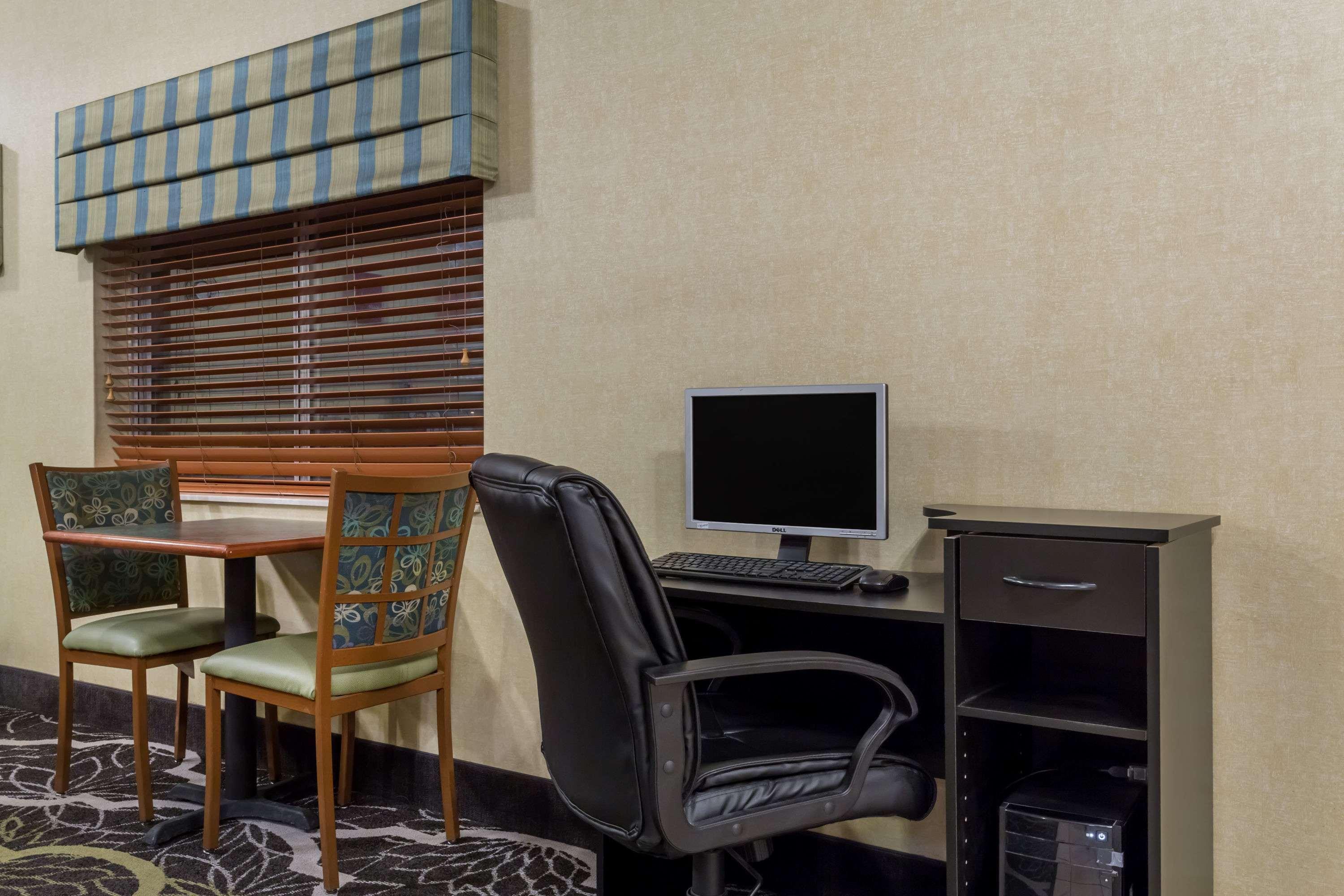 Hotel Baymont By Wyndham Billings Esterno foto